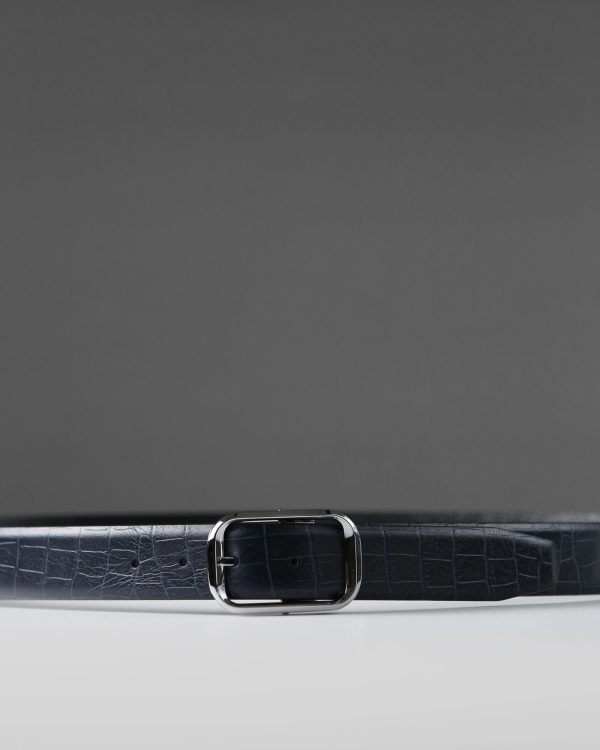 Sapphire</br></br><i>Silver</i>